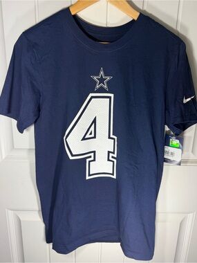 Nike Cowboys Dak Prescott #4 Tee NWT Small